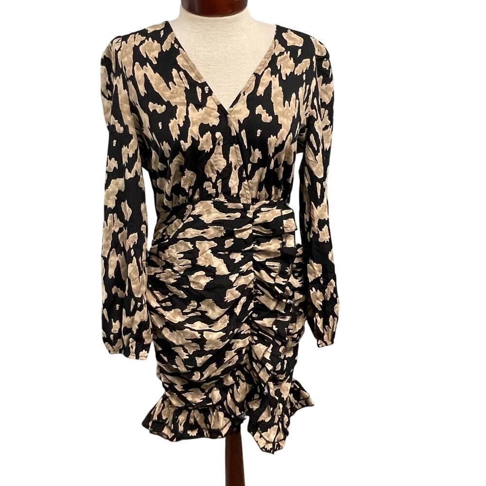 Cupshe Womens Ruffle Dress Size Medium NEW Ruched Lightweight Abstract Print